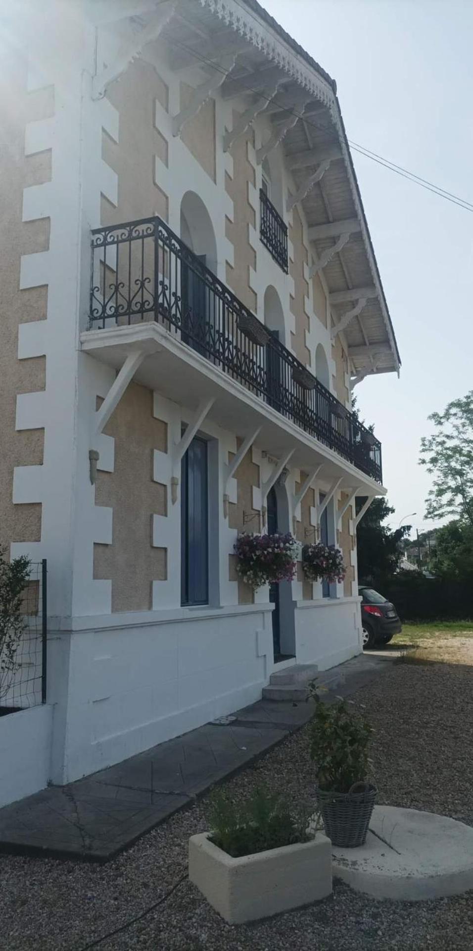 Montplaisir Bed & Breakfast Montendre Eksteriør bilde
